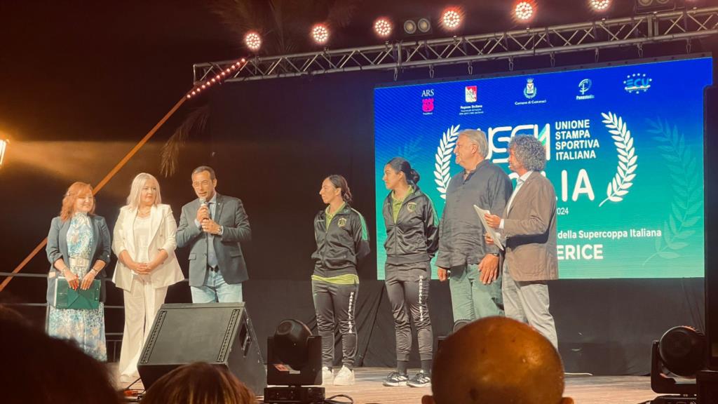 La AC Life Style Handball Erice riceve il premio Ussi Estate